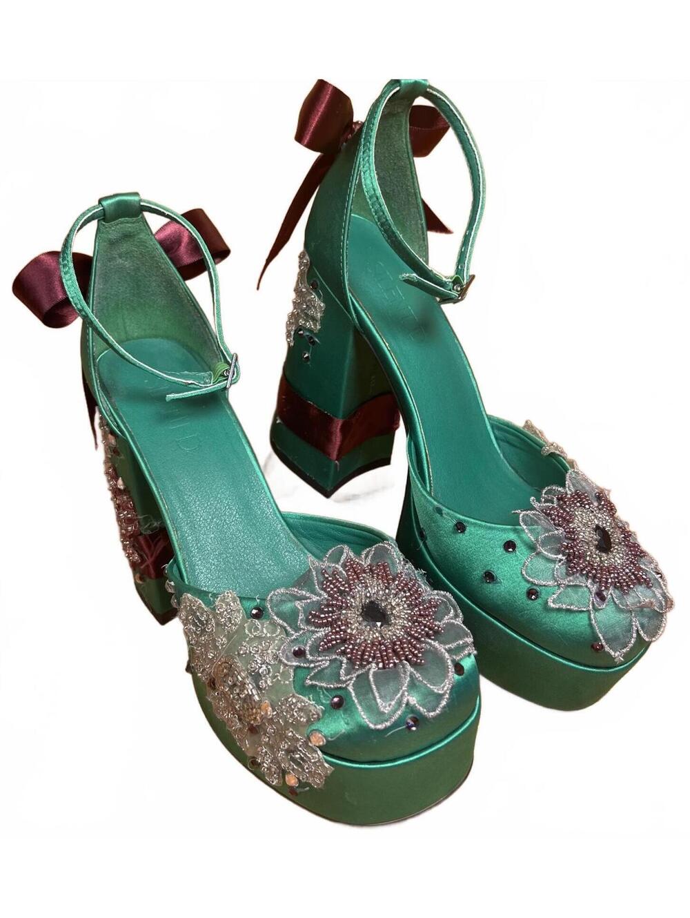 Silent D Green Satin Platform Heels & Floral Embellishments and Bow Size 39/8.5